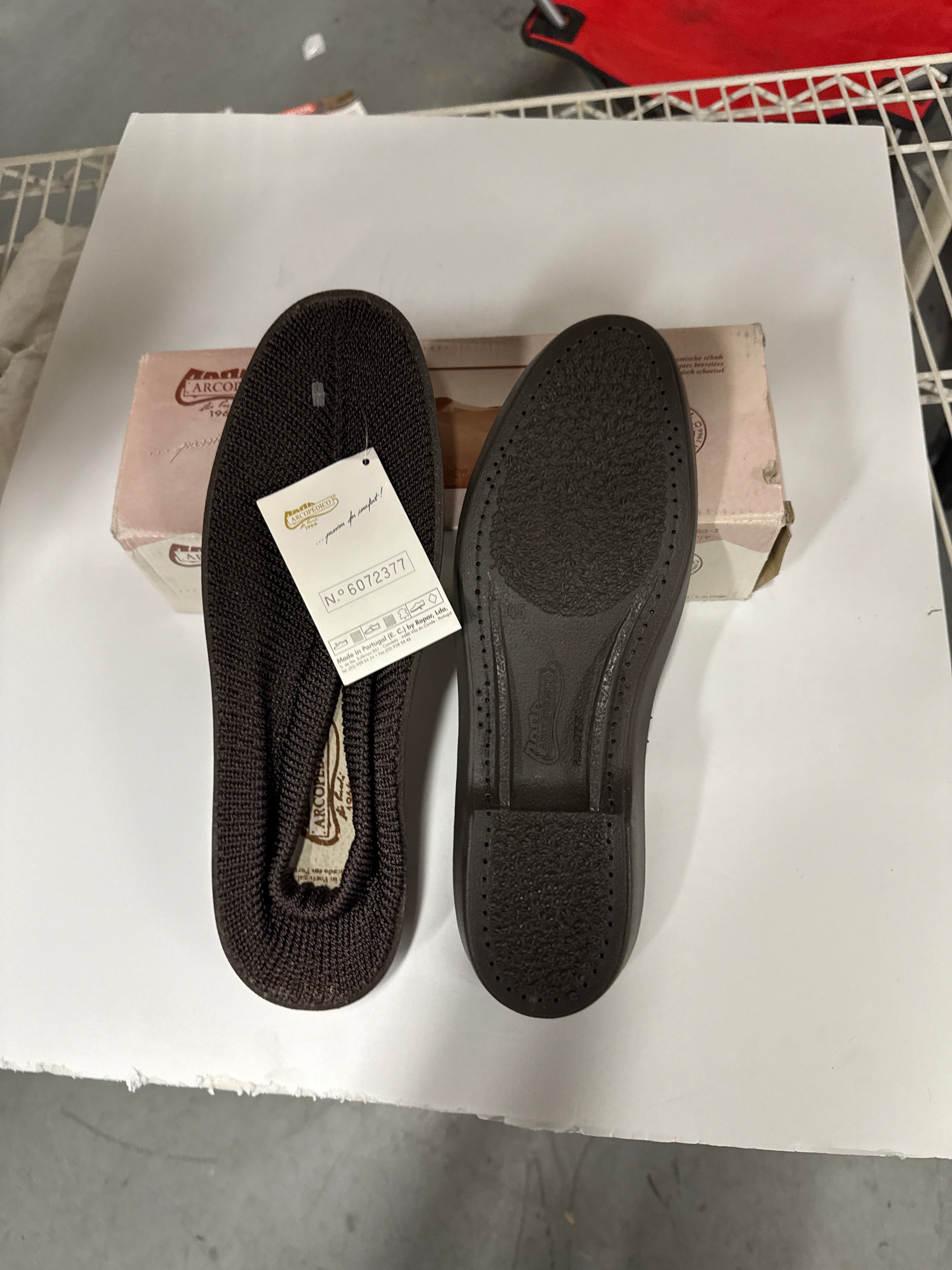 Vintage Arcopedico knit Flats