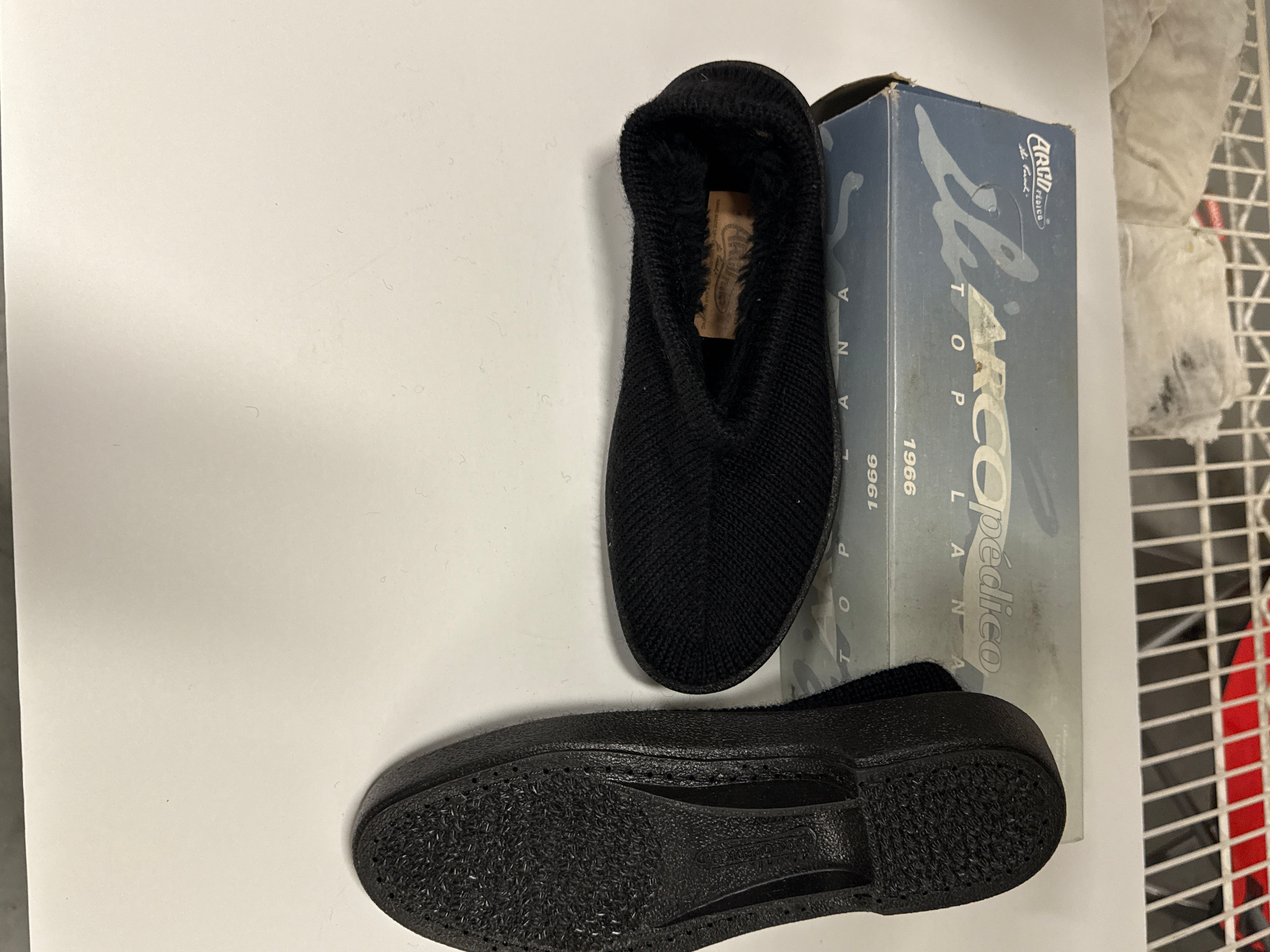 Vintage Arcopedico Faux Fur Lined SEC Flats